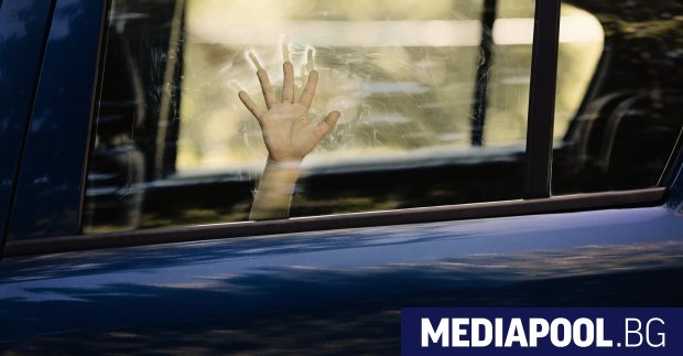 Две български деца са открити мъртви в автомобил в Кипър
