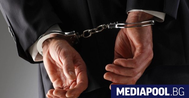 Директорът на ВиК-Несебър и заместникът му са арестувани за подкуп